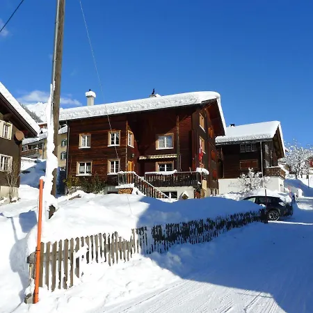 Crestatgiet By Interhome 公寓