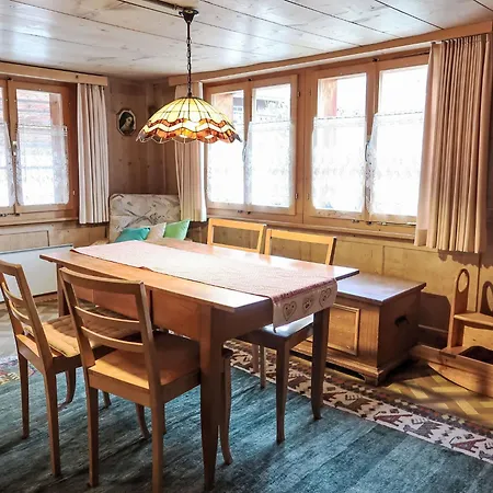 Crestatgiet By Interhome Appartement