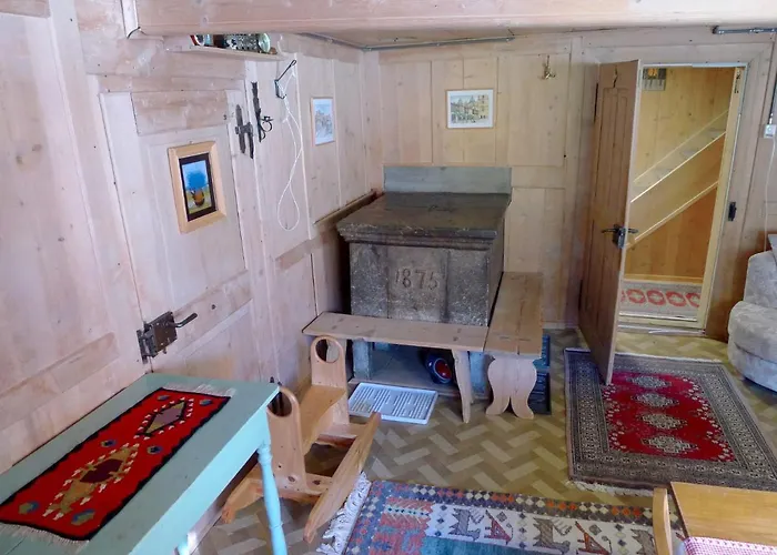 Crestatgiet By Interhome *