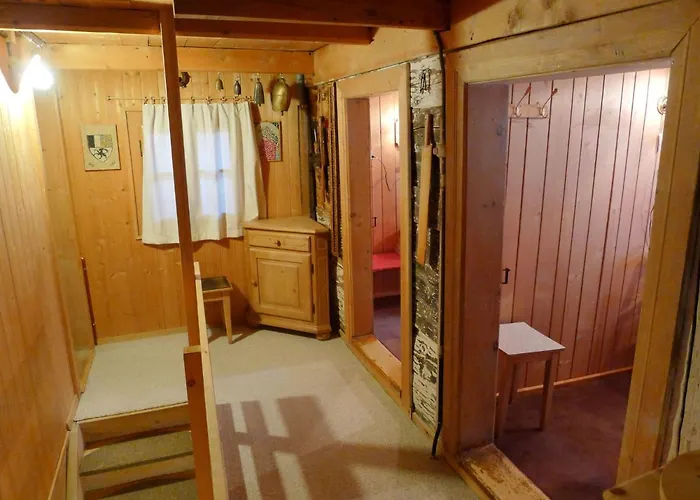 Crestatgiet By Interhome Appartement