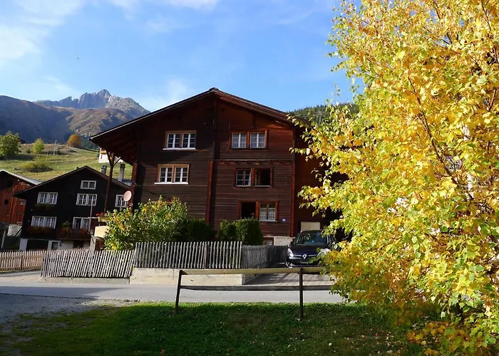 Crestatgiet By Interhome Appartement