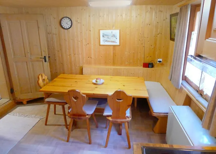 Crestatgiet By Interhome